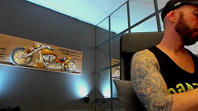 AronGrant online show from December 22, 9:53 am