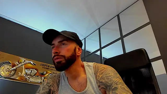 AronGrant online show from March 21, 10:31 am