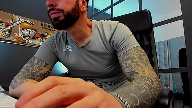 AronGrant online show from February 11, 10:37 am