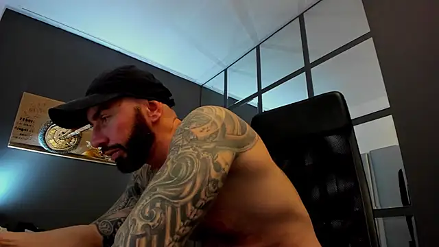 Snapshot of AronGrant chatting on March 19, 12:01 pm AronGrant online show from March 19, 12:01 pm