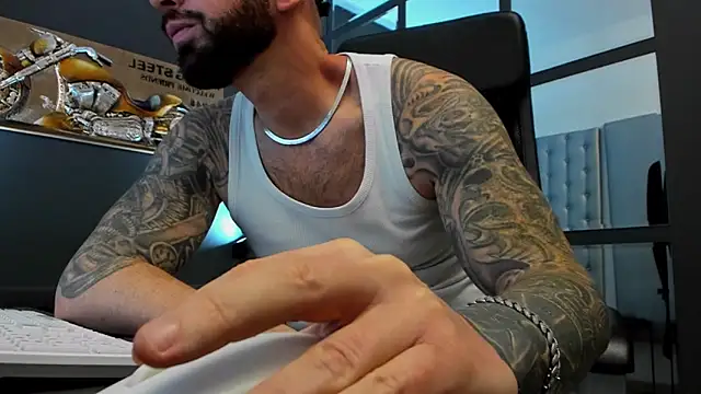 AronGrant online show from November 4, 10:19 am