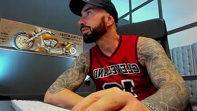 AronGrant online show from November 23, 11:20 am