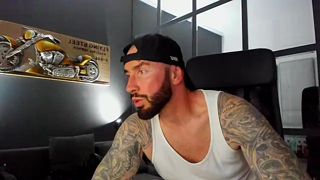 AronGrant online show from April 18, 9:33 am