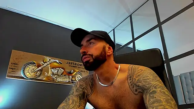 AronGrant online show from November 18, 9:56 am