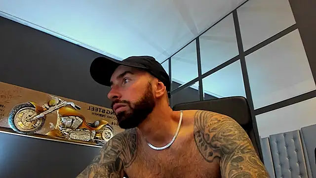 AronGrant online show from November 5, 10:18 am