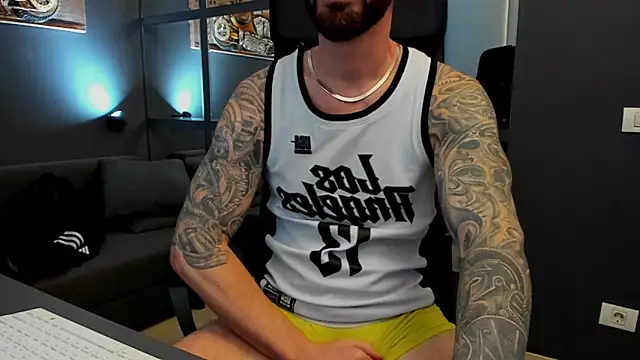 AronGrant online show from February 19, 10:23 am