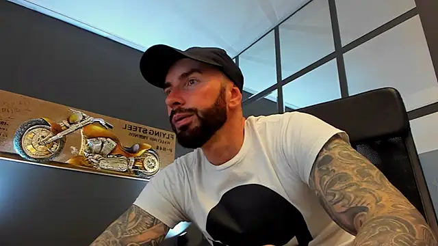 AronGrant online show from April 19, 9:43 am