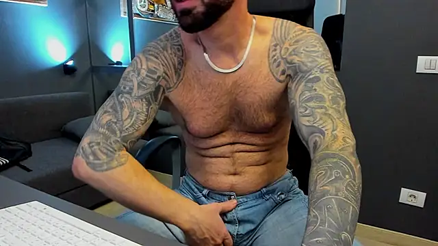 AronGrant online show from November 29, 10:26 am