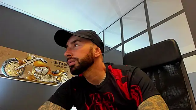 AronGrant online show from October 27, 10:27 am