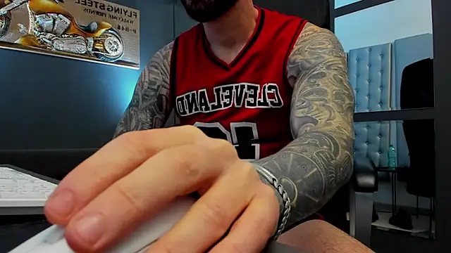 AronGrant online show from February 14, 9:42 am