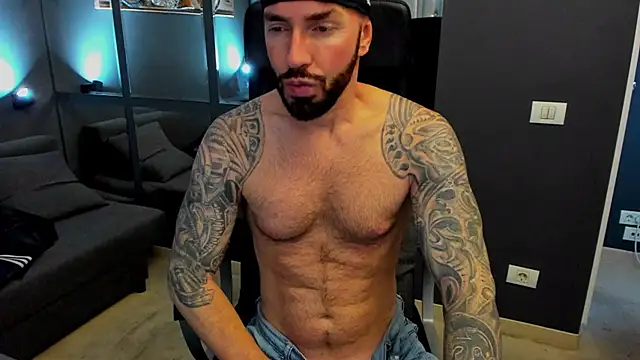 AronGrant online show from December 19, 10:06 am