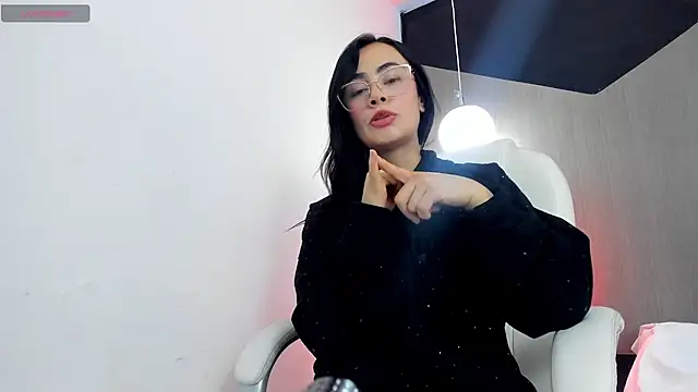 kate evans1 online show from April 13, 11:14 am