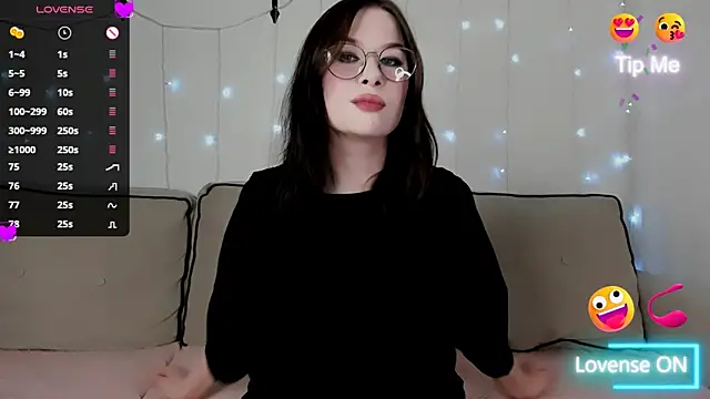 Snapshot of MyNameIsLilith chatting on February 20, 7:27 pm MyNameIsLilith online show from February 20, 7:27 pm