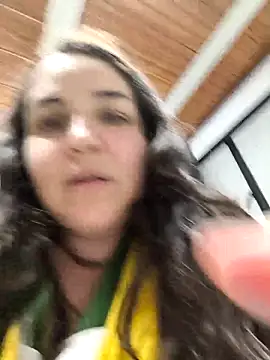 Snapshot of davianath chatting on February 21, 3:41 am davianath online show from February 21, 3:41 am