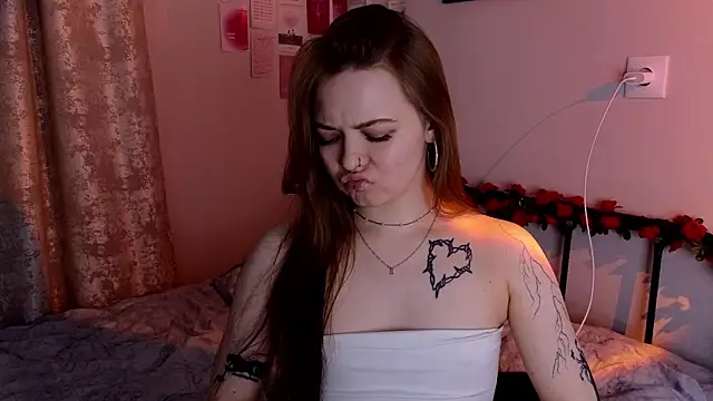 doll lol  online show from March 18, 5:03 pm