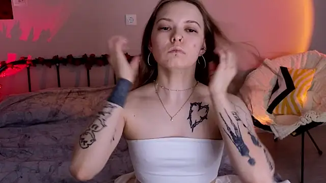 doll lol  online show from May 10, 10:22 pm