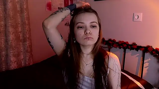 doll lol  online show from March 29, 5:25 pm