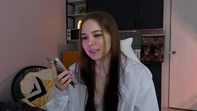 Snapshot of doll_lol_ chatting on November 27, 5:57 pm doll lol online show from November 27, 5:57 pm