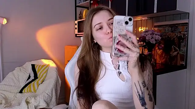 doll lol  online show from March 12, 5:28 pm