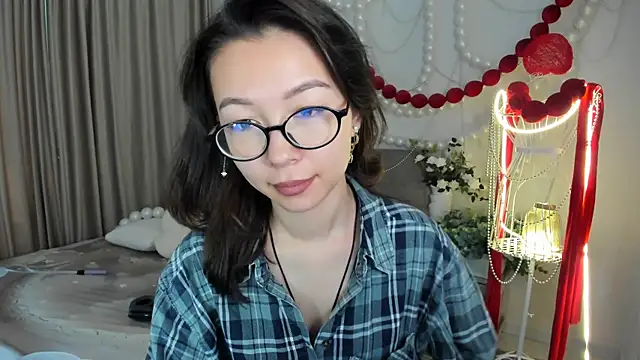 AgnieszkaBanana online show from May 7, 4:17 am