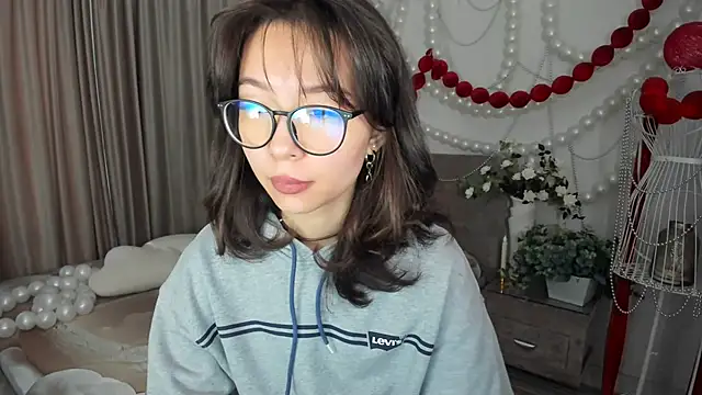 AgnieszkaBanana online show from April 24, 4:03 am