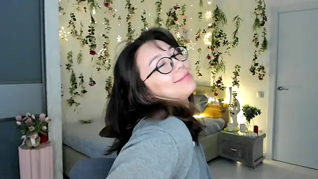 AgnieszkaBanana online show from April 22, 3:13 am