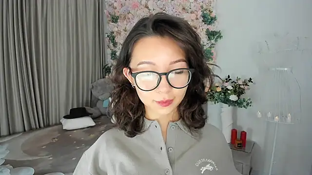 AgnieszkaBanana online show from October 28, 1:06 am