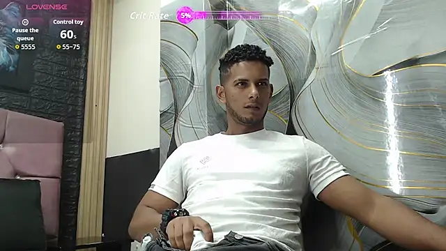 Chris Dick23 online show from October 31, 5:26 am