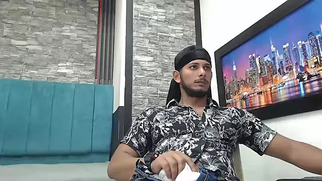 Chris Dick23 online show from November 23, 6:23 am