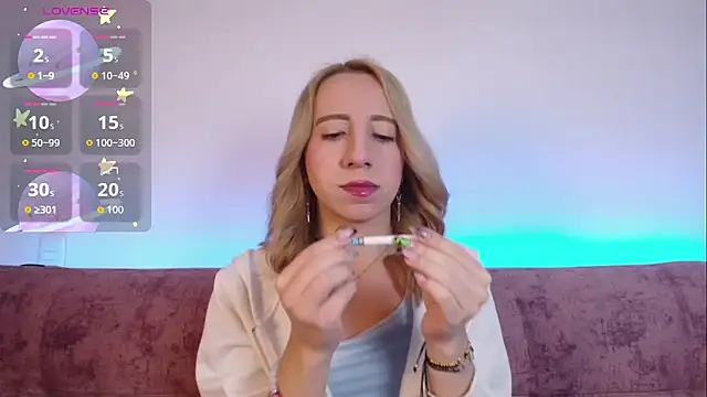 Miiaa doll online show from November 12, 2:59 am