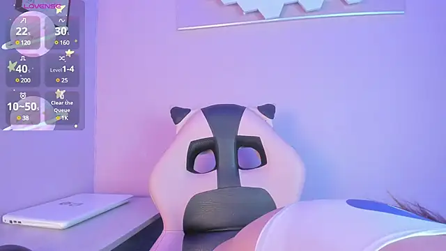 Miiaa doll online show from March 7, 12:12 pm