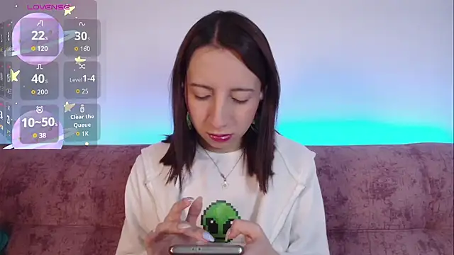 Snapshot of Miiaa_doll chatting on January 6, 1:53 am Miiaa doll online show from January 6, 1:53 am