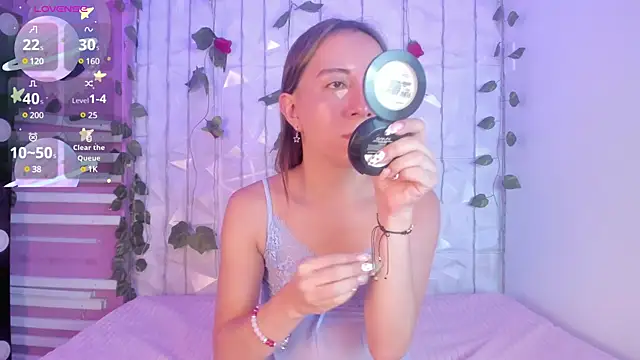 Miiaa doll online show from March 19, 12:01 pm