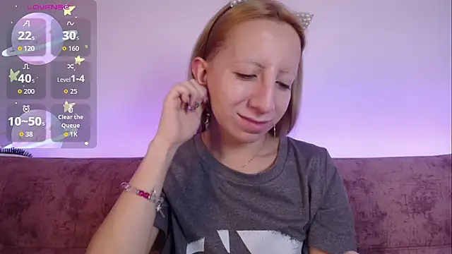 Miiaa doll online show from October 31, 11:51 am