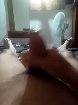 Snapshot of Dicksexhandjob chatting on December 9, 1:29 am Dicksexhandjob online show from December 9, 1:29 am