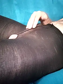 Snapshot of terisdfg chatting on December 16, 6:56 pm terisdfg online show from December 16, 6:56 pm