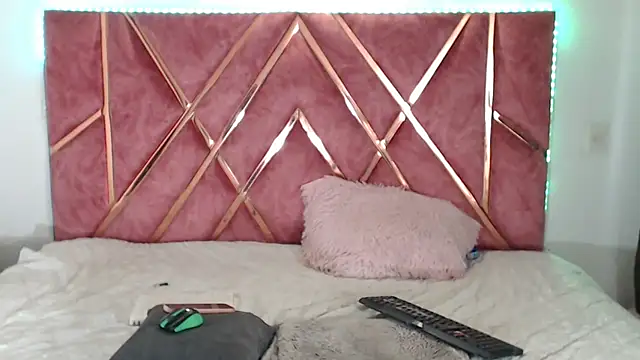 Snapshot of kattysanz1 chatting on September 21, 11:04 am kattysanz1 online show from September 21, 11:04 am