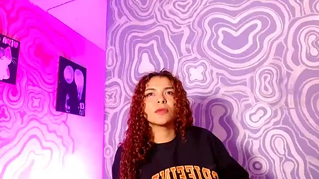 420viol3ta  online show from January 16, 9:19 pm