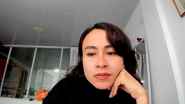 Snapshot of reme_ark23 chatting on February 3, 10:48 pm reme ark23 online show from February 3, 10:48 pm