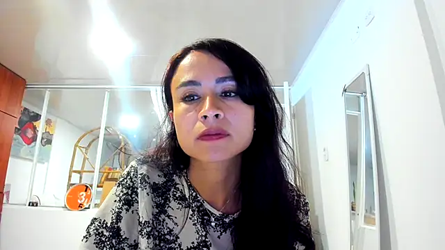 Snapshot of reme_ark23 chatting on October 22, 4:23 am reme ark23 online show from October 22, 4:23 am