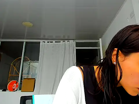 Snapshot of reme_ark23 chatting on November 6, 5:28 pm reme ark23 online show from November 6, 5:28 pm