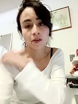 Snapshot of reme_ark23 chatting on November 15, 3:43 am reme ark23 online show from November 15, 3:43 am