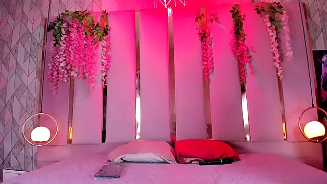 AlinaSweett online show from March 21, 2:10 pm