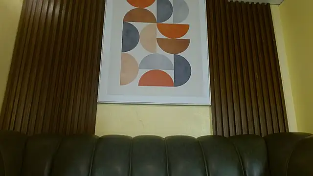 Nicole Ramires online show from November 7, 5:50 pm