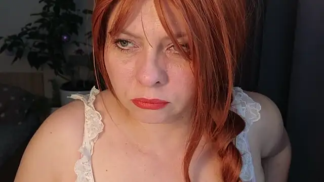 Snapshot of Gray_swann chatting on January 15, 9:01 am Gray swann online show from January 15, 9:01 am