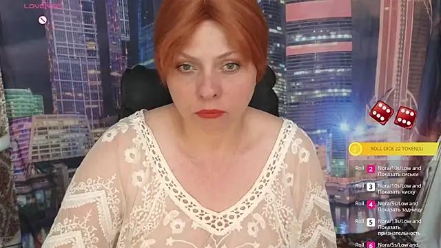 Snapshot of Gray_swann chatting on June 11, 9:28 am Gray swann online show from June 11, 9:28 am