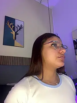 NicolleeEvanss online show from June 17, 10:36 am