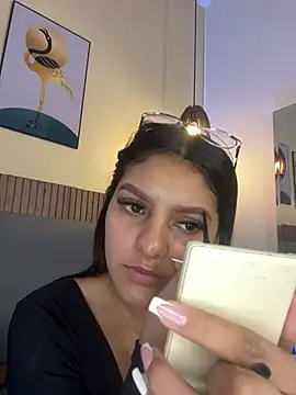 NicolleeEvanss online show from July 21, 10:16 am