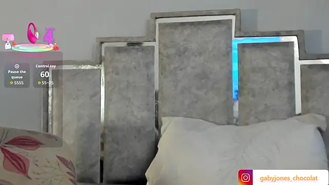 GabyyJones online show from September 19, 11:47 am