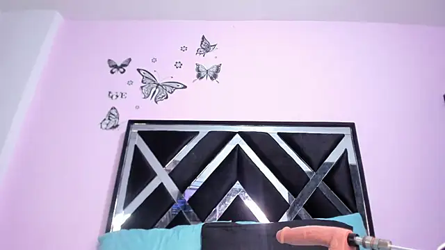 GabyyJones online show from June 7, 3:45 am